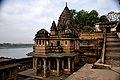 Temple-Ahilya-ghat.jpg